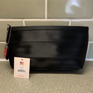 Harveys Seatbelt Black Makeup Case